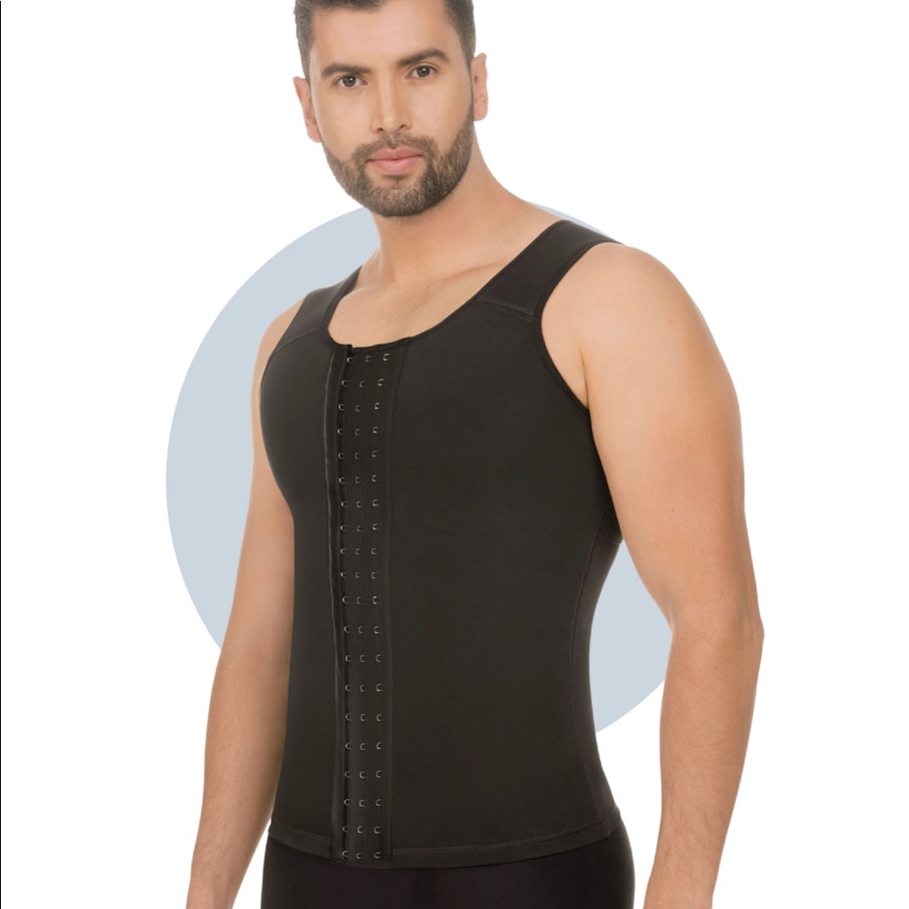 Men’s posture corrector vest. Chaleco corrector de postura para hombre